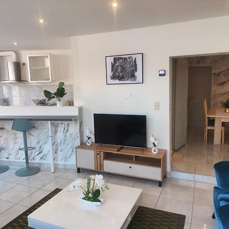 Bel Appartement Confortable Монс Экстерьер фото