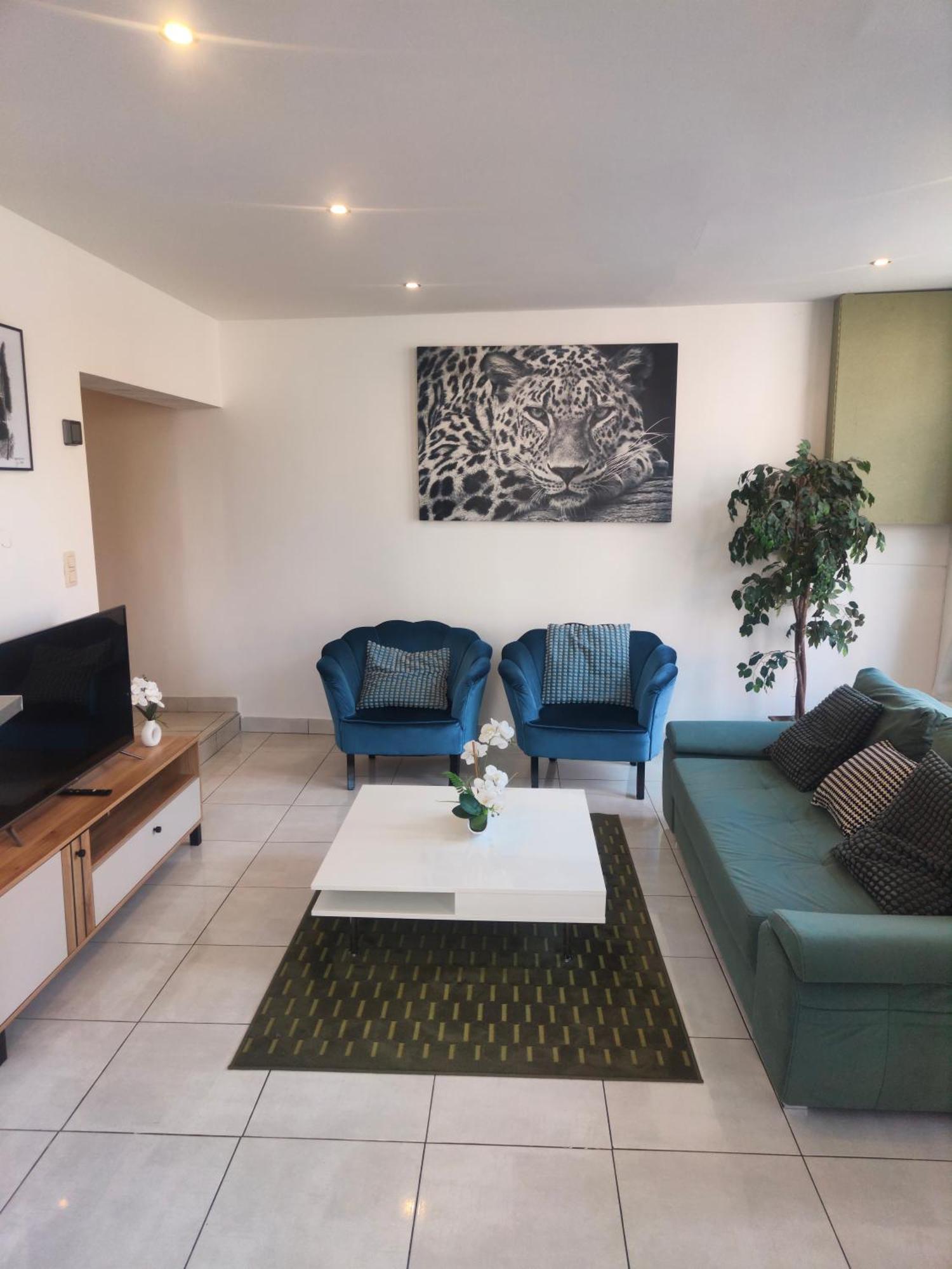 Bel Appartement Confortable Монс Экстерьер фото